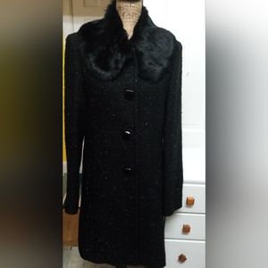 West Nine G-III Apparel Woman’s Black Rabbit Fur Collar Long Sleeve Sparkle Coat
